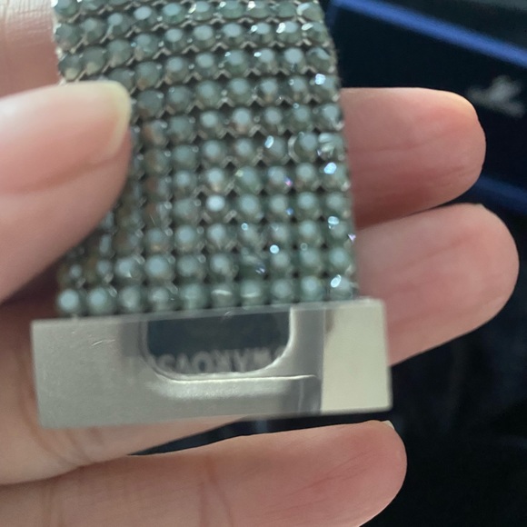 Swarovski watch green crystals and magnetic bracelets - Picture 4 of 8